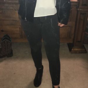 Black Skinny Jeans